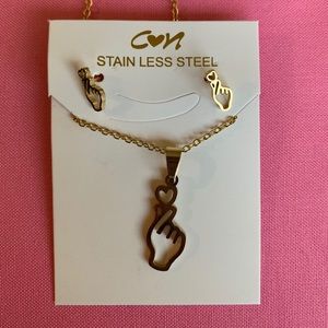 KPOP earrings and neckalace set